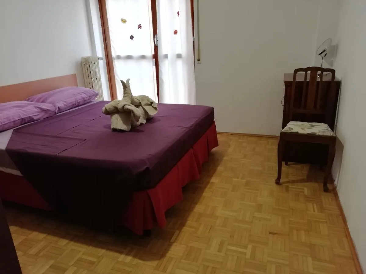 Apartamento Rosso Tirano